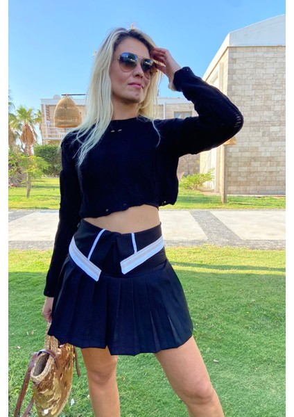 Söküklü Triko Crop Bluz