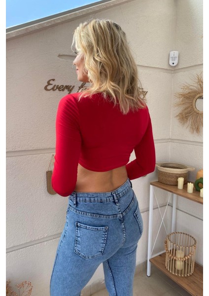 Göğüs Büzgü Detay Crop Bluz modelleri