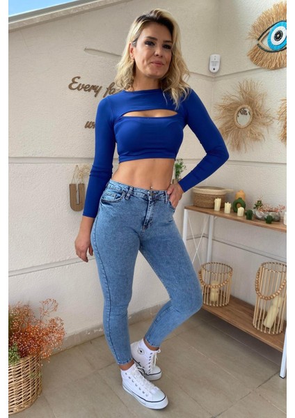 Mavi Göğüs Pencereli Crop Bluz