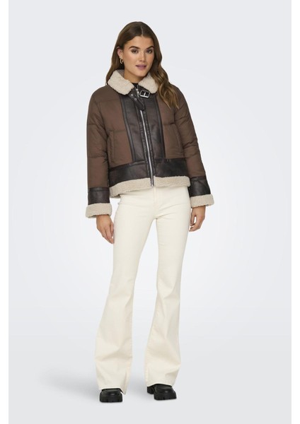 Onlmelinda Regular Fit Kemerli Gömlek Yaka Mont Bayan Mont 15324139 fiyatları