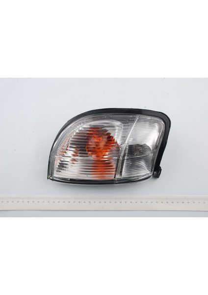 Sağ Sinyal Duylu Nissan D22 1997-2002 Uyumlu 261103S225 fırsatları