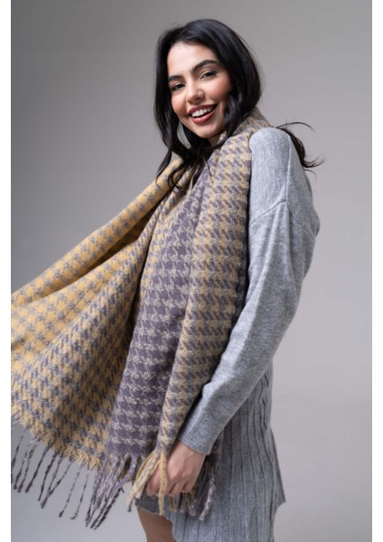 Kare Desenli Püsküllü Kaşmir %100 Viscose Gri Somon Şal fırsatları