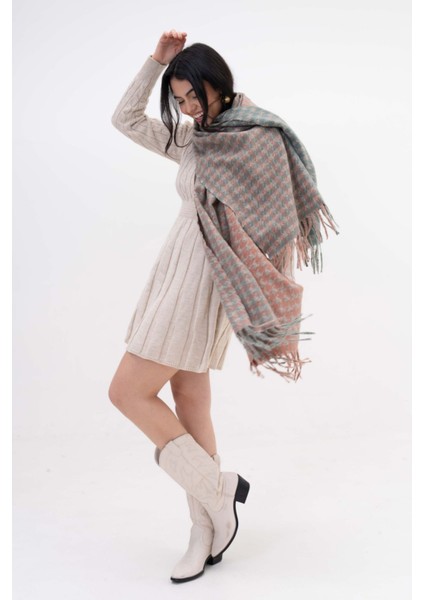 Kare Desenli Püsküllü Kaşmir %100 Viscose Pudra Gri Şal