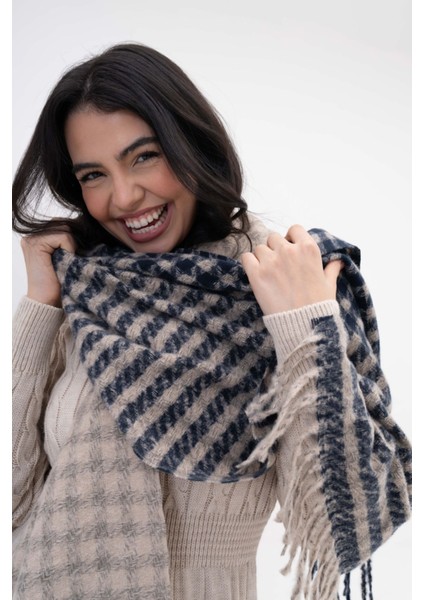 Kare Desenli Püsküllü Kaşmir %100 Viscose Lacivert Bej Şal