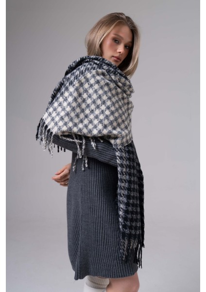 Kare Desenli Püsküllü Kaşmir %100 Viscose Krem Mavi Şal modelleri