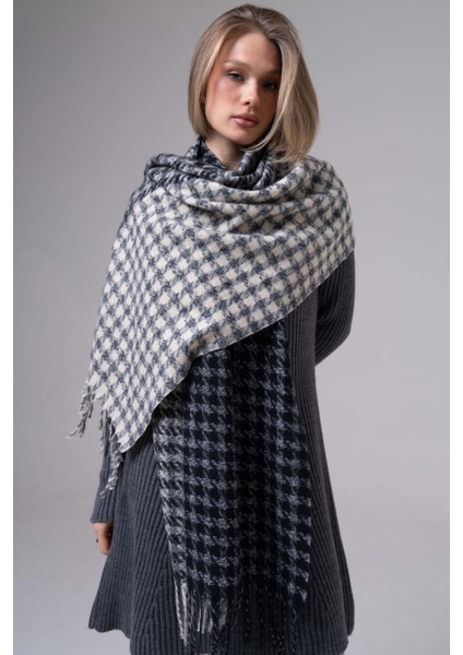 Kare Desenli Püsküllü Kaşmir %100 Viscose Krem Mavi Şal fırsatları
