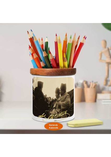 Arabada Mustafa Kemal Atatürk Ahşap Seramik KALEMLIK-664