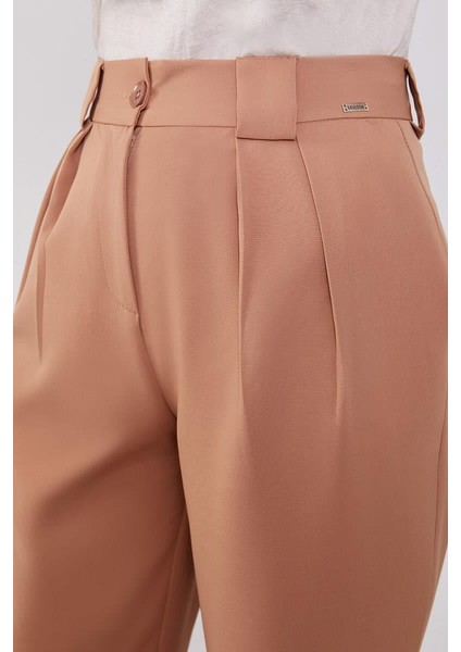 Camel Çift Pileli Kumaş Pantolon
