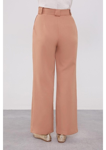 Camel Çift Pileli Kumaş Pantolon