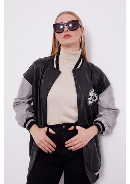 Siyah Nakış İşlemeli Bomber Ceket