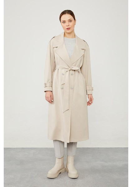 Bej Çizgili Desen Kuşak Kapamalı Trençkot