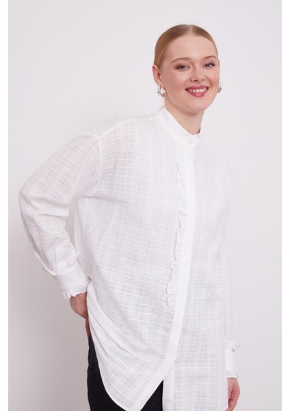 Beyaz Patı Fırfırlı Gömlek