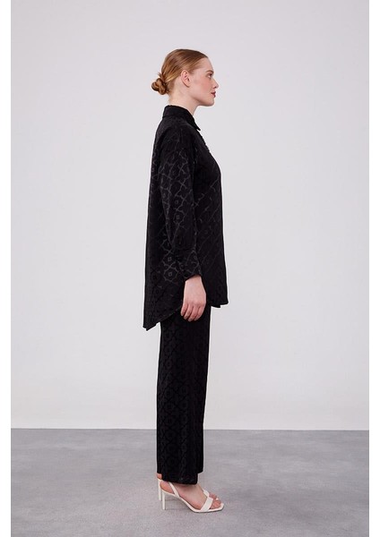 Siyah Çiçek Desen Jakarlı İkili Takım modelleri