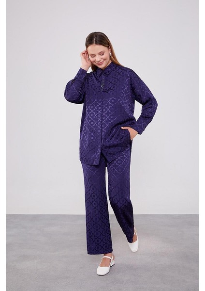 Lacivert Çiçek Desen Jakarlı İkili Takım fiyatları