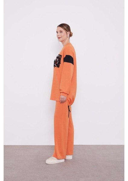 Oranj İnci Detaylı Spor Takım modelleri