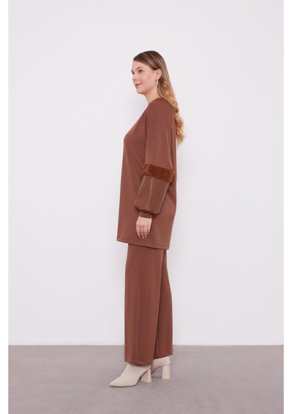 Sütlü Kahve Deri Detaylı Scuba Spor Takım modelleri