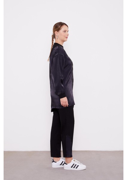 Siyah Zincir Detaylı Spor Takım fırsatları