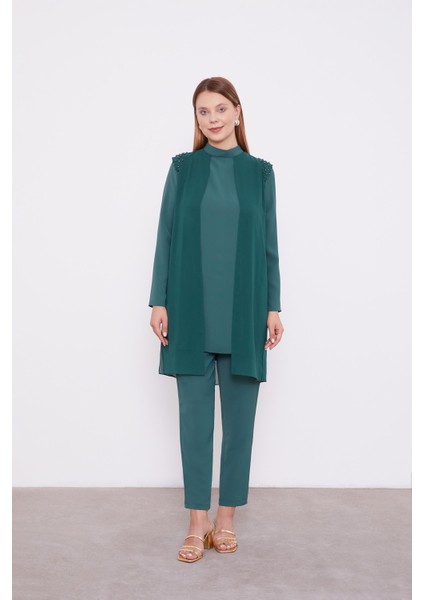K.Yeşil Şifon Omuzları İşlemeli İkili Takım