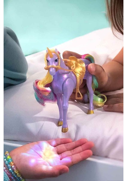 Işıklı Unicorn Academy Sophia ve Wildstar ile Unutulmaz Anılar! indirimleri