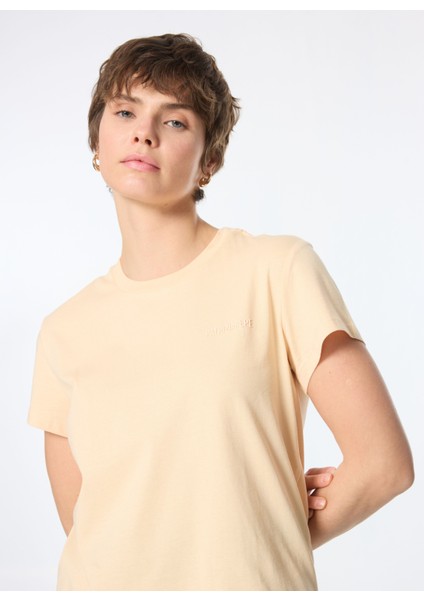 Yuvarlak Yaka Bej Kadın T-Shirt 8M1543 modelleri