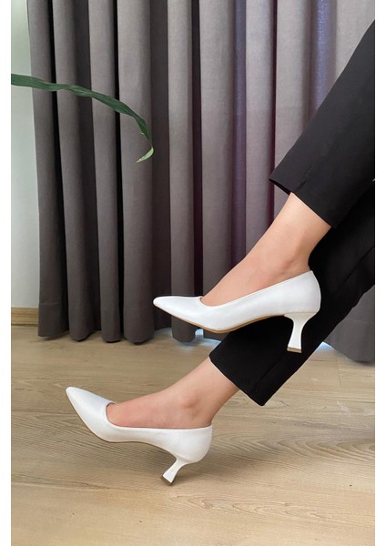 Kadın Sity Beyaz 6 cm Ince Topuklu Stiletto