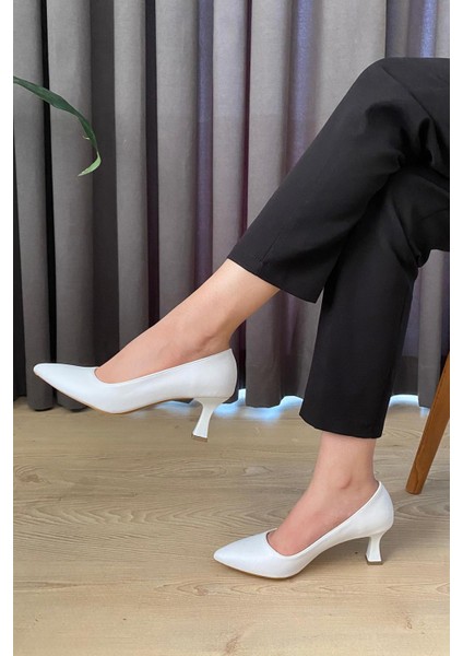 Kadın Sity Beyaz 6 cm Ince Topuklu Stiletto fırsatları