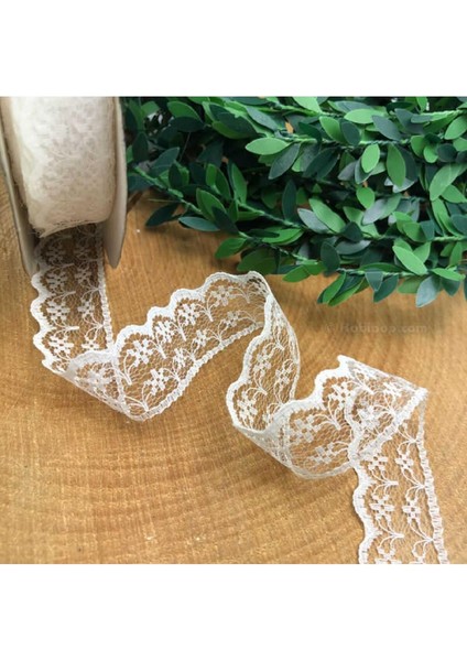 Kurdela Çift Dantelli Beyaz 1 Metre
