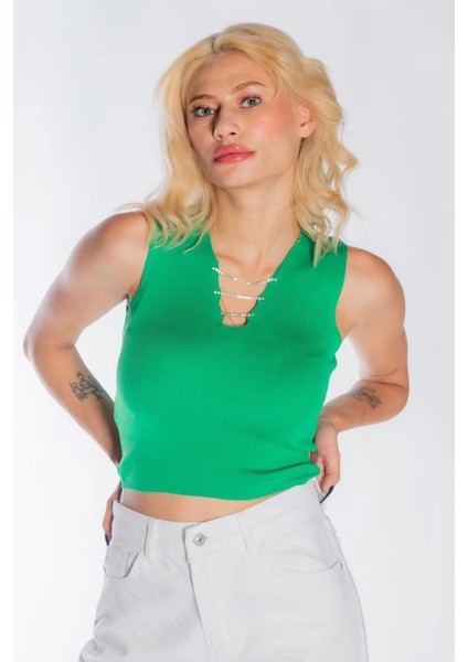 Kadın Yakası Zincir Detay Triko Yeşil Crop Kadın V Yaka Bluz modelleri