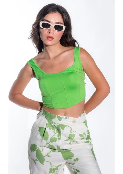 Kadın Önü Oval Kesim Çima Detay Sandy Kumaş Kalın Askılı Kadın Yeşil Crop Bluz fiyatları