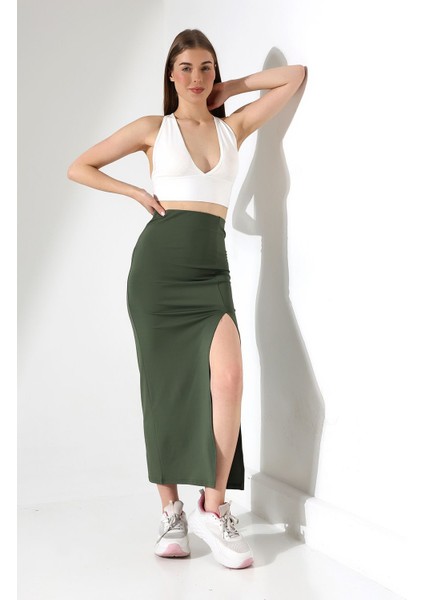 Uzun Dalgıç Etek Ön Yırtmaçlı 92 cm Iç Göstermez Orta Kalın Düz Likralı Kumaş indirimleri