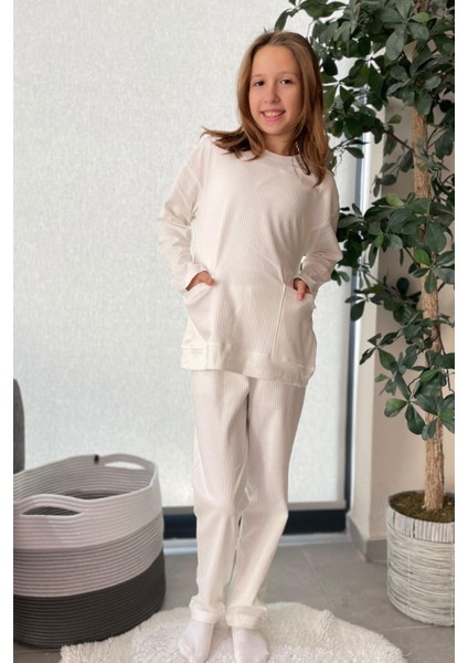 %100 Pamuk Cepli Düz Renk Fitilli Kız Çocuk Pijama Takımı - Beyaz