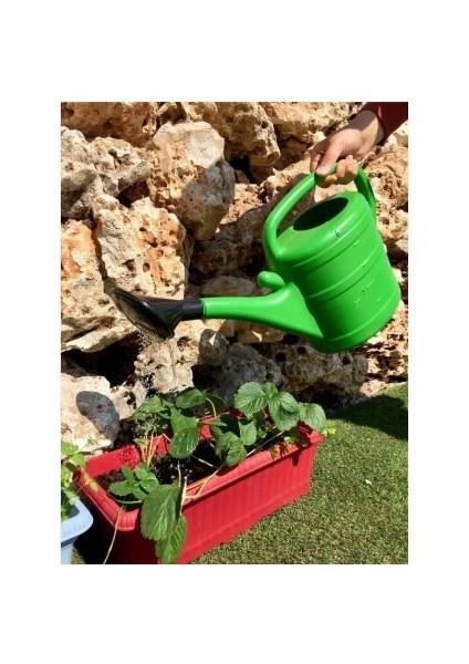 Bahçe Çiçek Sulama Ibriği Süzgeçli 10 Litre