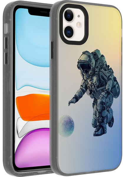 Apple iPhone 11 Kılıf Desenli Zore Dragon Sert Kapak-Astronot
