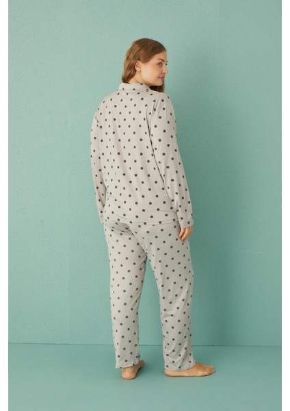 Kadın 50801-116 Büyük Beden Önü Düğmeli Pijama Takımı Gri modelleri