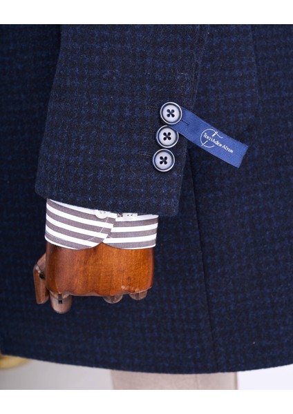Italyan Stil Slim Fit Sivri Yaka Yün Karışımlı Kaşe Erkek Kaban Lacivert T13442