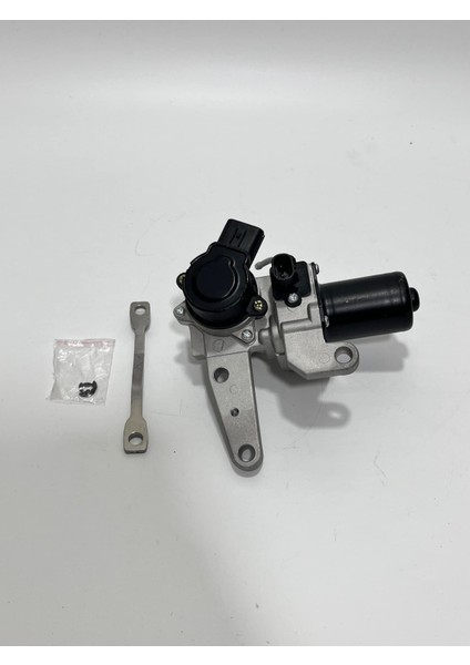 Toyota Land Cruiser V8D 1VD-FTV Turbo Aktüatörü VB22 17201-51020