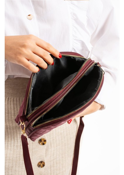 Kadın Iki Gözlü Kapitone Çapraz Askılı Omuz Çantası indirimleri