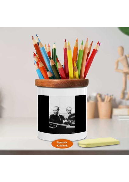 Üstü Açık Arabada Atatürk Ahşap Seramik Kalemlik -Ataturk (1142) fiyatları