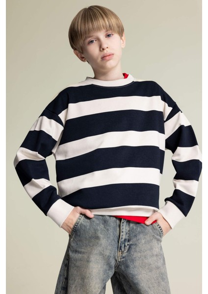 Erkek Çocuk Oversize Geniş Kalıp Bisiklet Yaka Çizgili Sweatshirt D7401A825SP