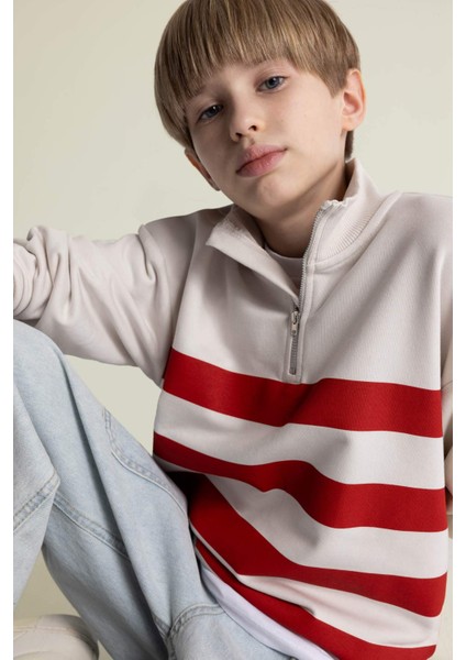 Erkek Çocuk Oversize Geniş Kalıp Balıkçı Yaka Sweatshirt D7403A825SP