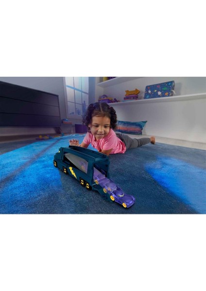 HMX07 Fisher-Price® Batwheels™ Büyük Tır modelleri