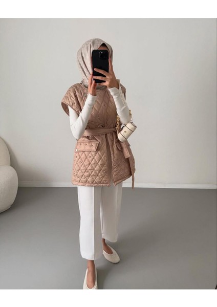 Kadın Şık Taş Detaylı Astarlı Kapitone Midi Yelek fırsatları