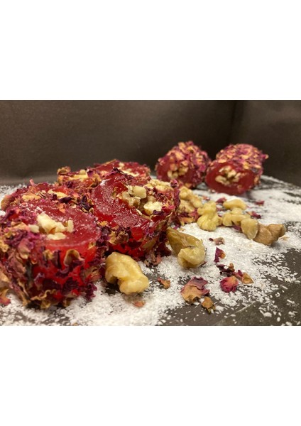Lokum Evi Nar Aromalı-Ceviz Dolgulu-Gül Yaprağı Kaplı Lokum 500 gr