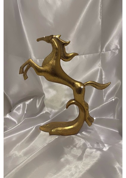 Avatar Kaideli Kübik Şahlanan Uçan At Gold