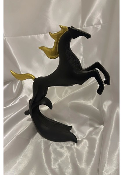 Avatar Kaideli Kübik Şahlanan Uçan At Siyah fiyatları