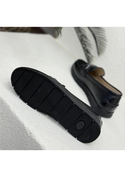 Venüs 24075604Y Kadın Deri Anatomik Ultra Comfort Esnek Taban Loafer Ayakkabı