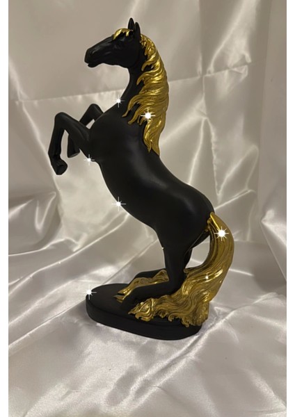 Kaideli Şahlanan Kırat Gold Yeleli Siyah modelleri