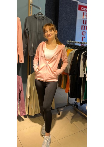 Bayan Fitness Parmak Geçirmeli Likralı Spor Ceket fiyatları