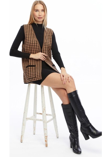 Kadın Kazayağı Desen Triko Çift Cepli Yelek modelleri