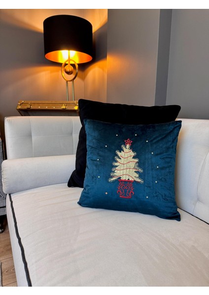 Yılbaşı Ağacı Nakış Işlemeli Kırlent Kılıfı Lacivert